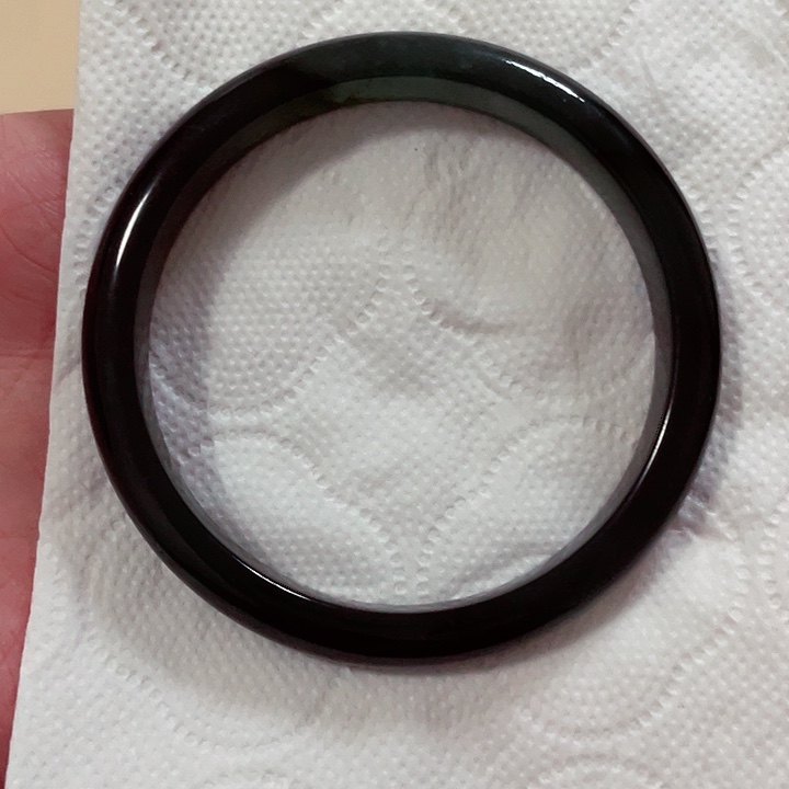 翡翠颈饰未镶嵌翡翠L