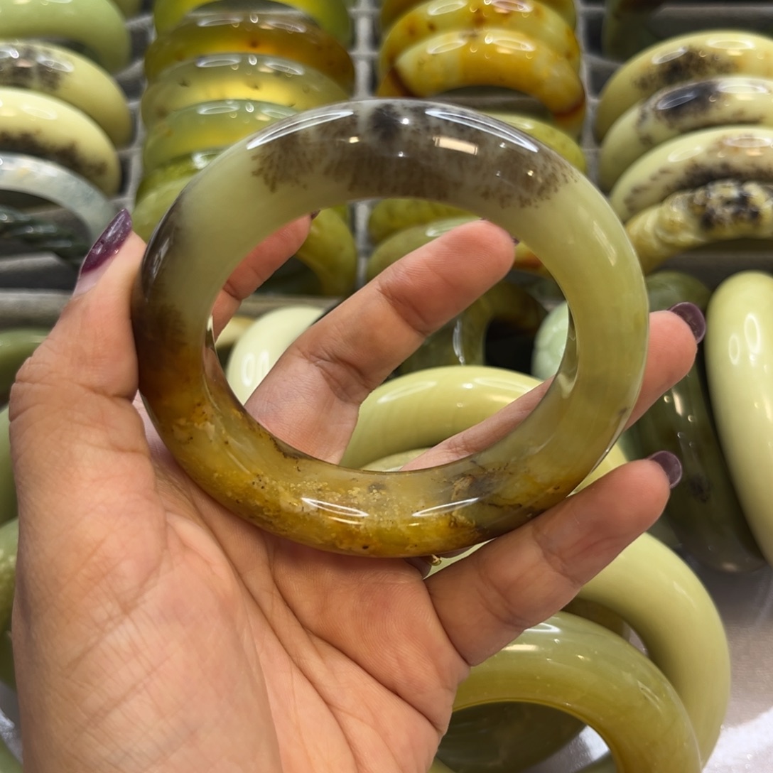 未镶嵌蛇纹石玉手镯9号57.6