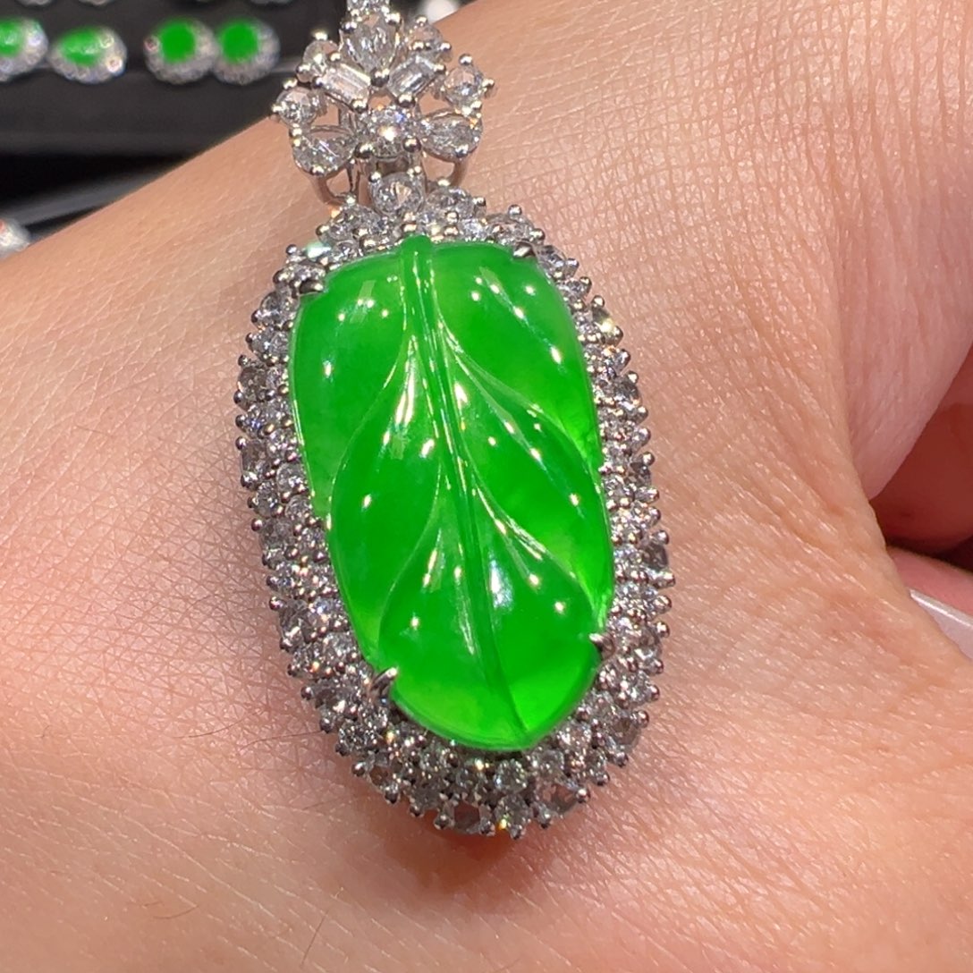 翡翠18K金镶嵌吊坠(不含链)收到货48小时鉴赏期