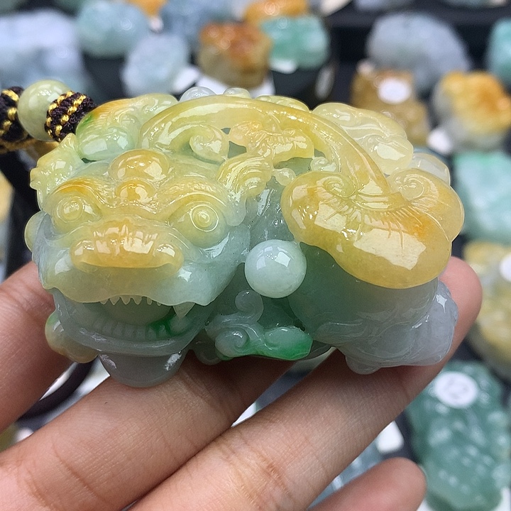 颈饰未镶嵌翡翠天然缅甸翡翠