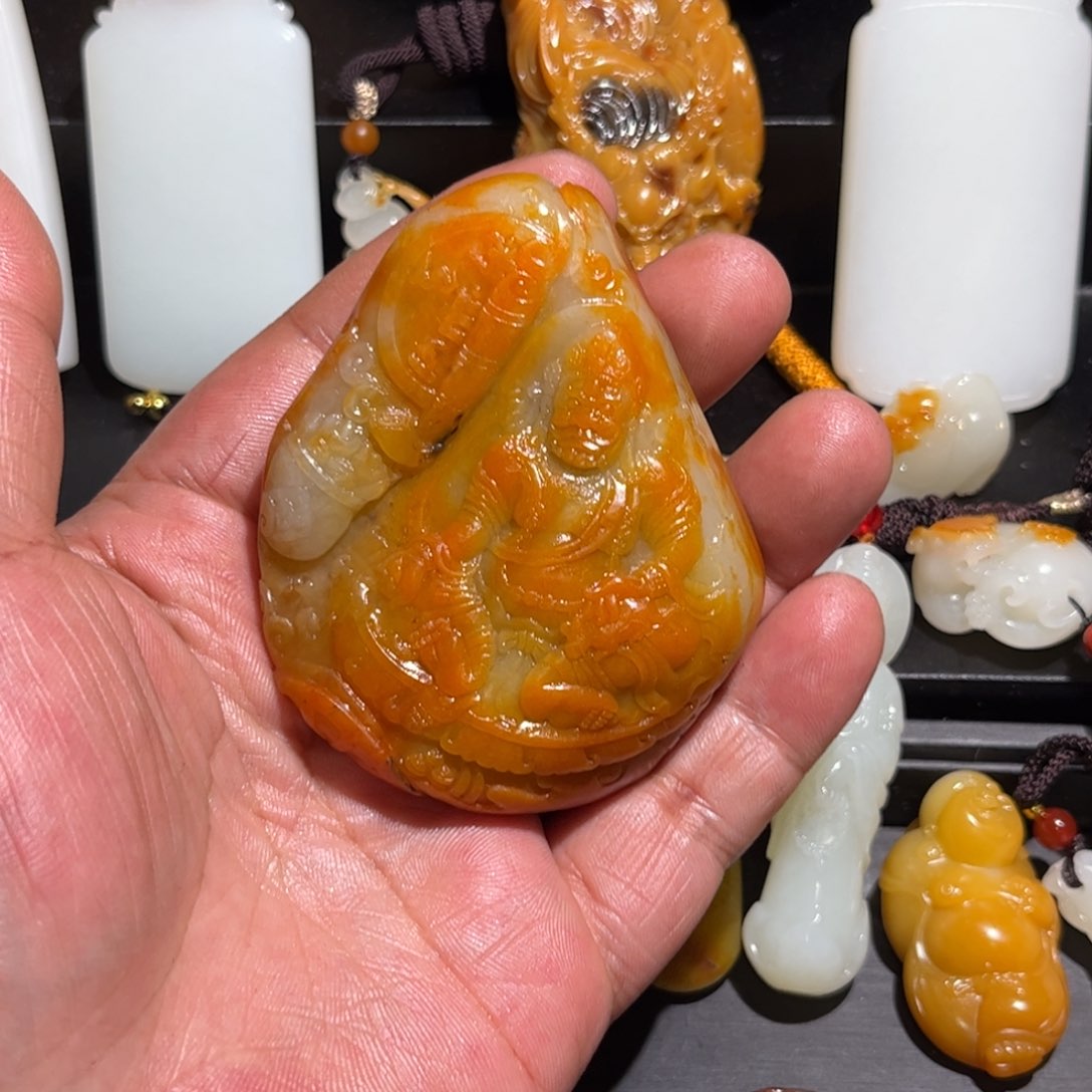 和田玉挂件未镶嵌变****林