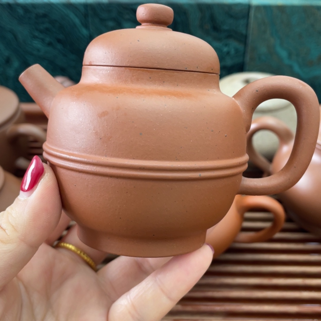紫砂茶壶宫灯清水泥150cc