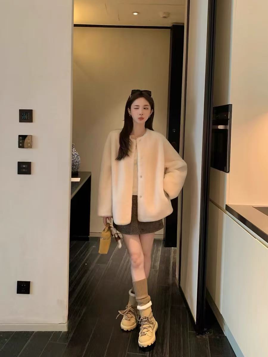 3121【九炫女装秋冬】新款冬季云朵暗扣气质纯色百搭气质时尚短外套