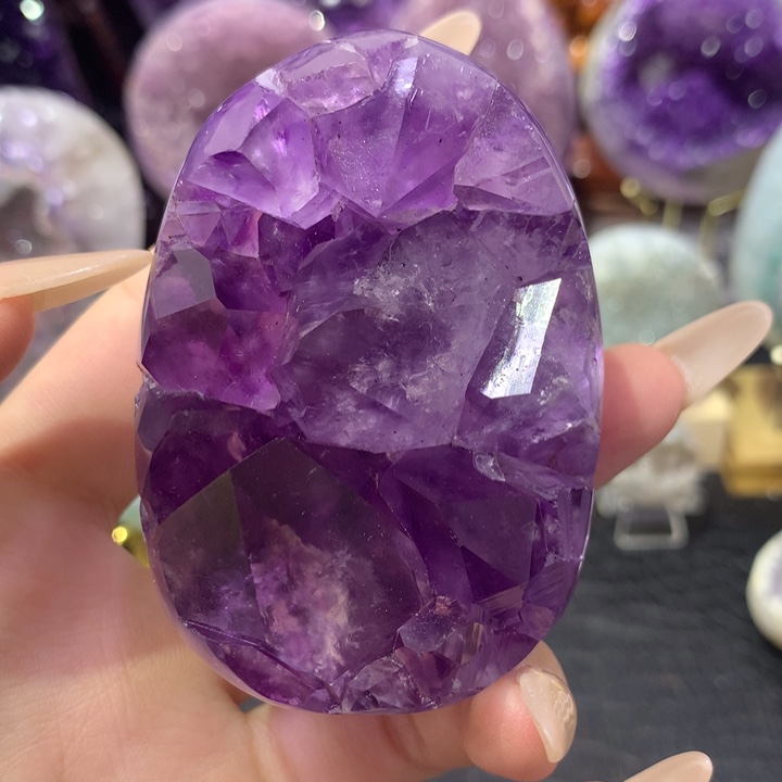 珠宝半成品紫晶未镶嵌大牙全抛龙蛋