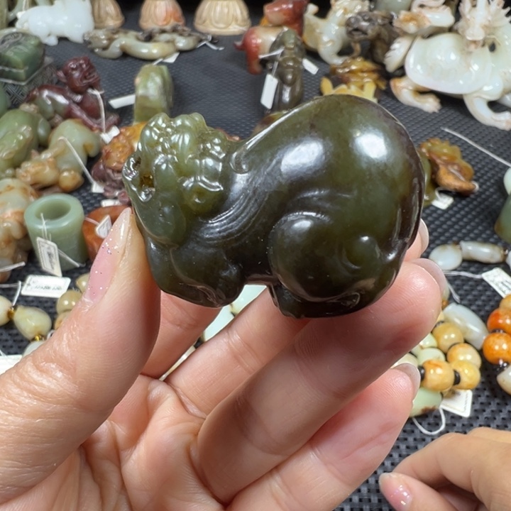 和田玉挂件未镶嵌