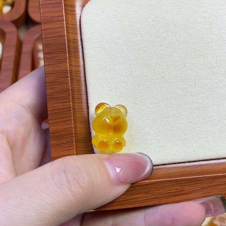 琥珀未镶嵌珠宝奇石小熊