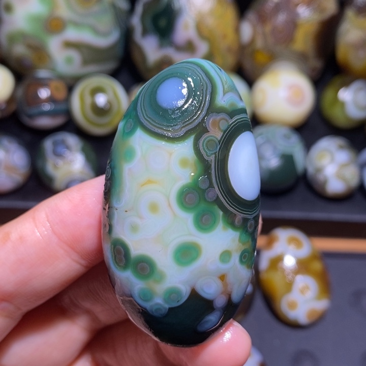 未镶嵌玛瑙/玉髓珠宝半成品117