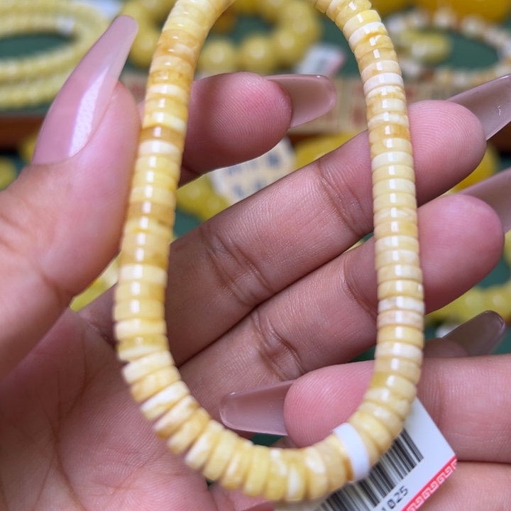 蜜蜡未镶嵌珠宝奇石