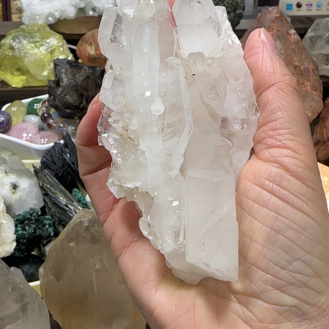 未镶嵌车挂水晶不退换晶簇