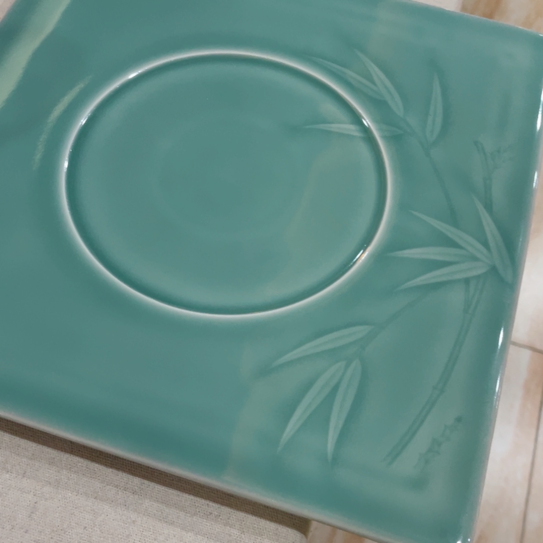 青瓷哈哈哈哈哈哈哈哈