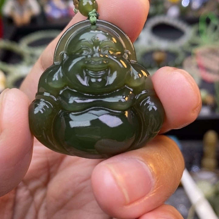 珍***和田玉未镶嵌颈饰