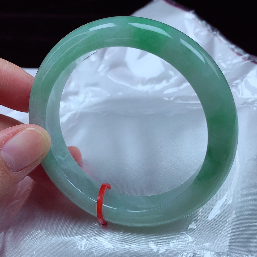 翡翠手镯未镶嵌56-57圈