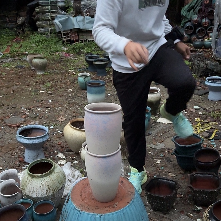 高度22厘米口径13厘米