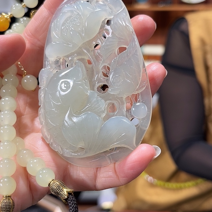 未镶嵌岫玉毛衣链