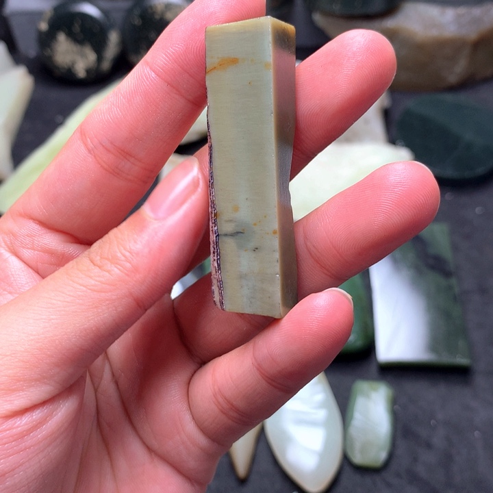 和田玉（糖玉）边角未镶嵌