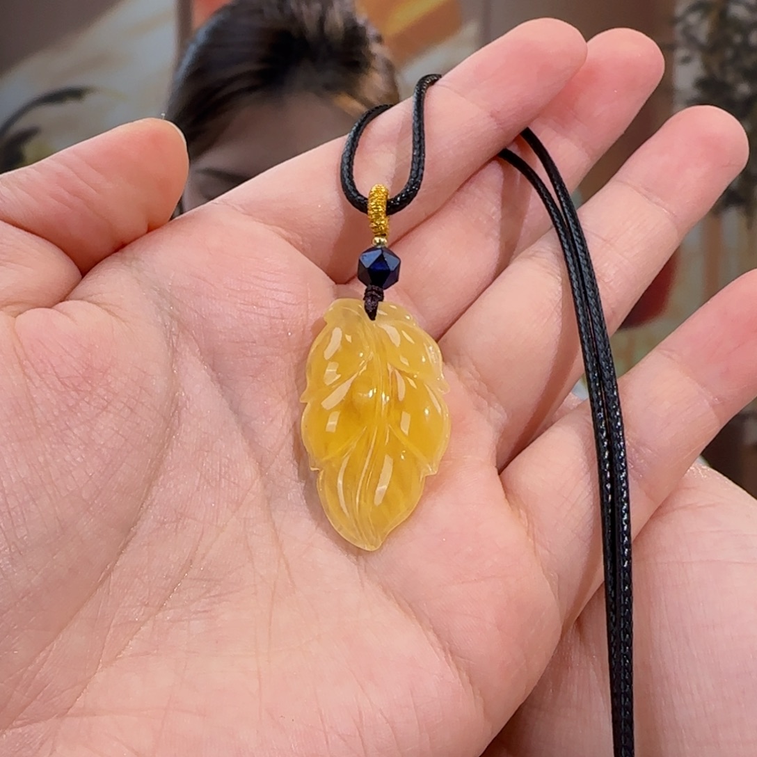 蜜蜡未镶嵌吊坠(赠链)