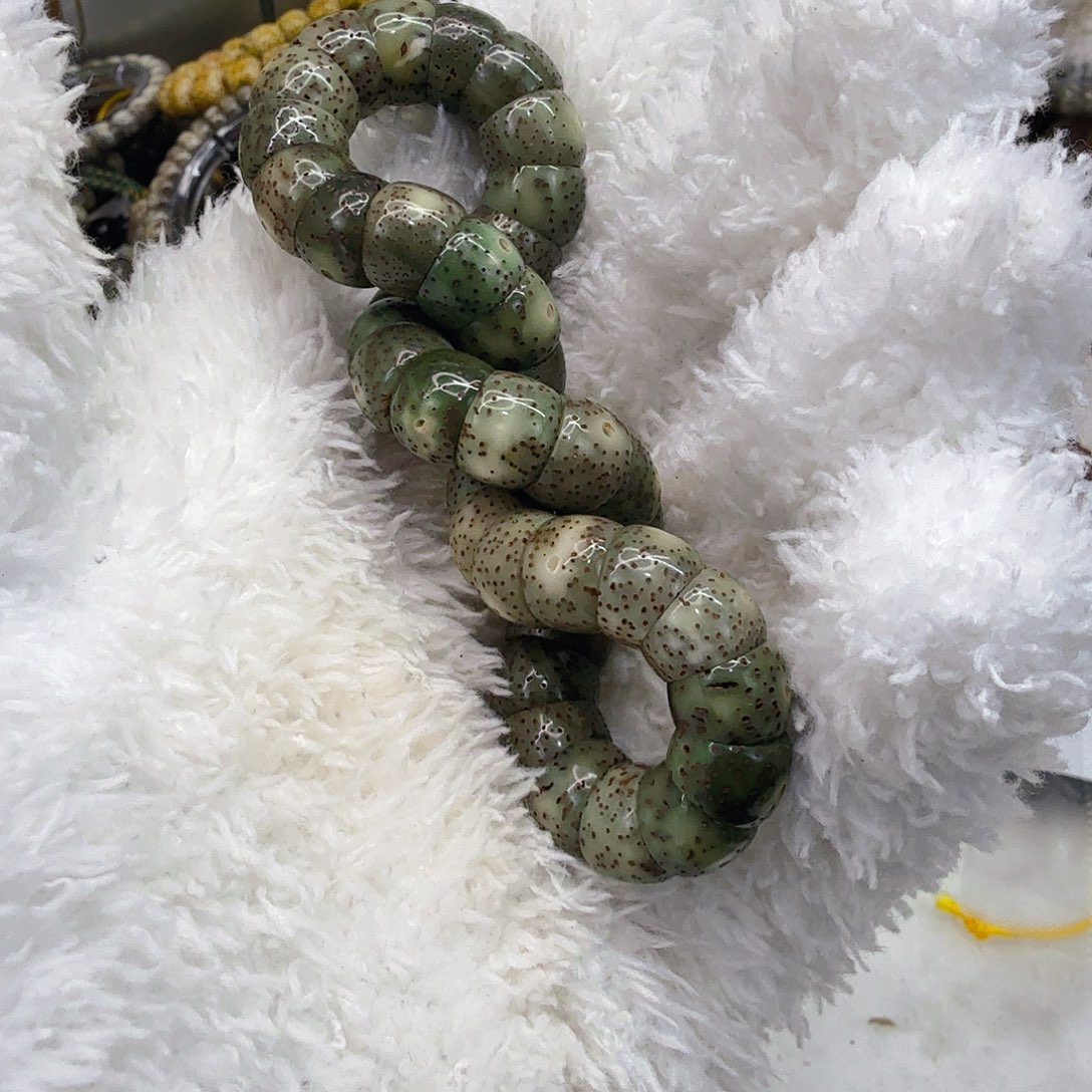 星月菩提手串77荣耀绿星月菩提猪大肠10单圈