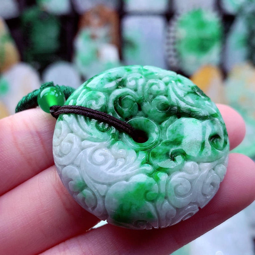 【闪购商品】翡翠颈饰未镶嵌天然