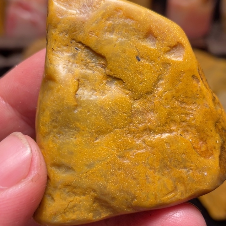 田黄石64克昌化田黄石