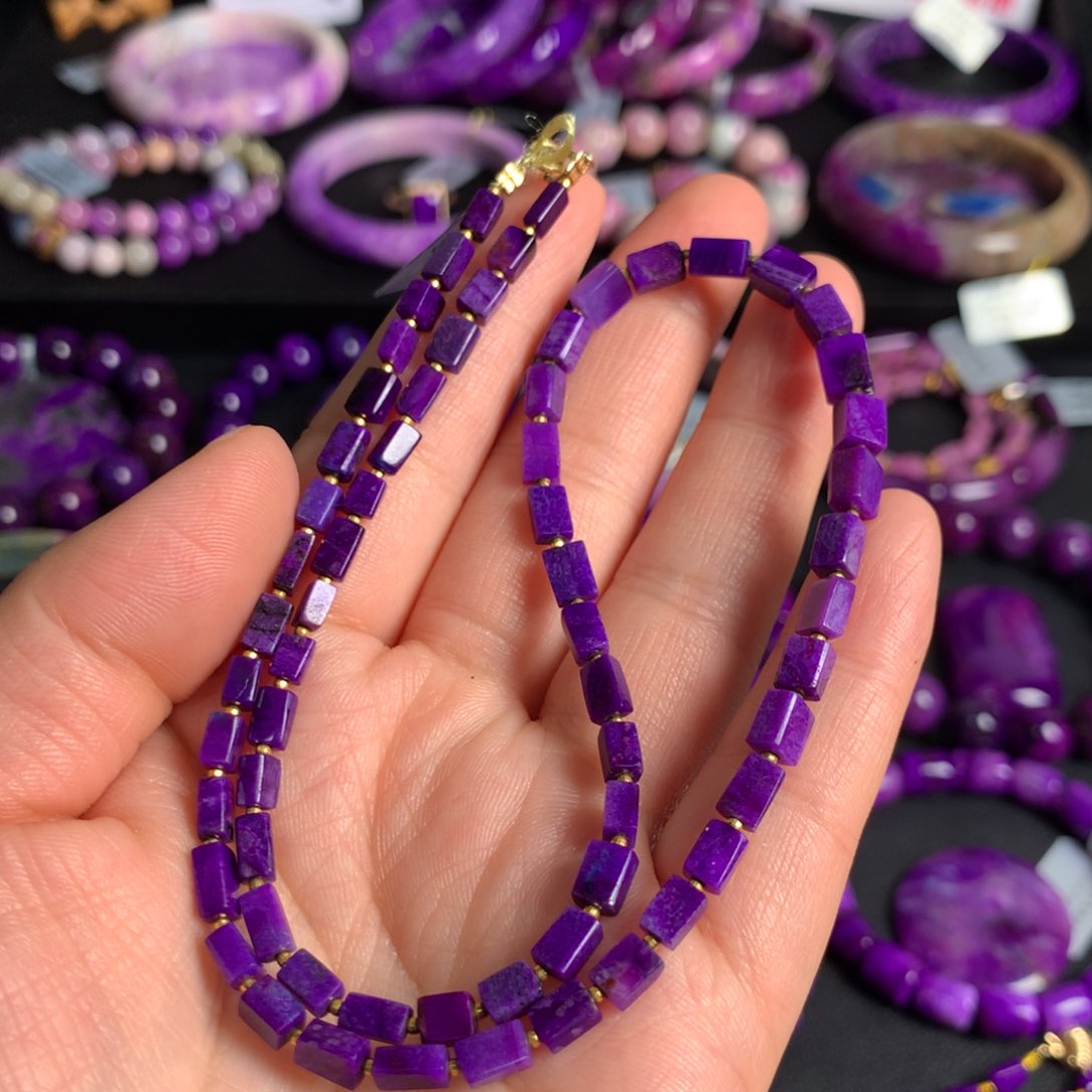 苏纪石（舒俱来）紫樱花方糖项链未镶嵌