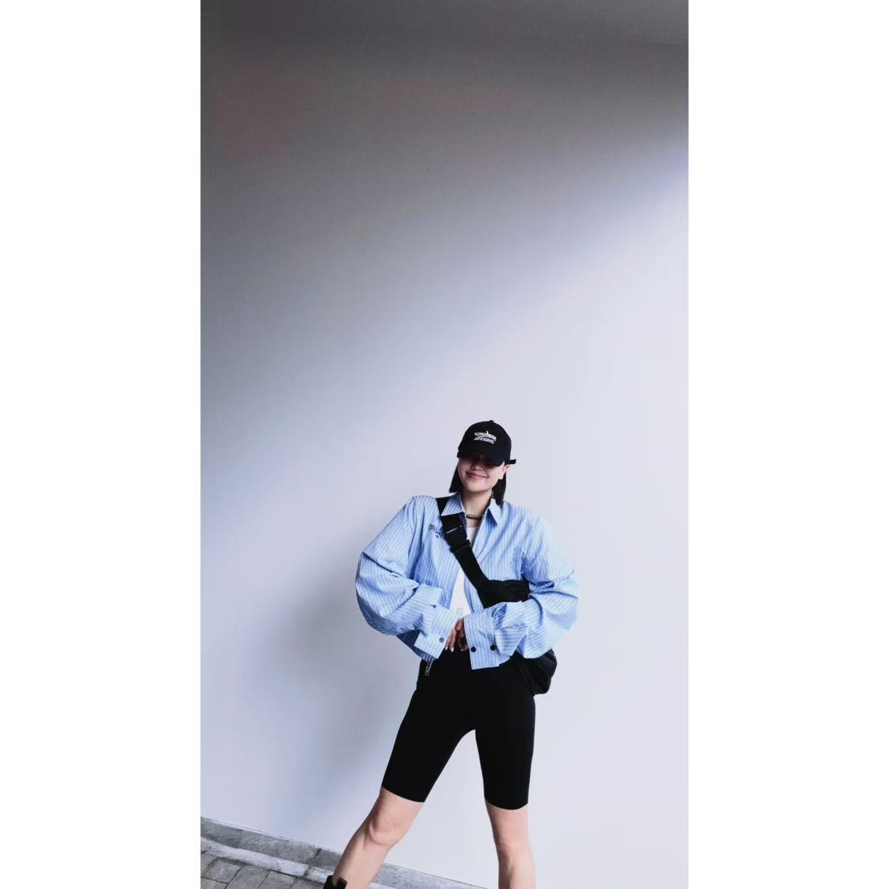 原创设计师品牌漫画家ansnono满钻刺绣短款夹克衬衫条纹上衣衬衣