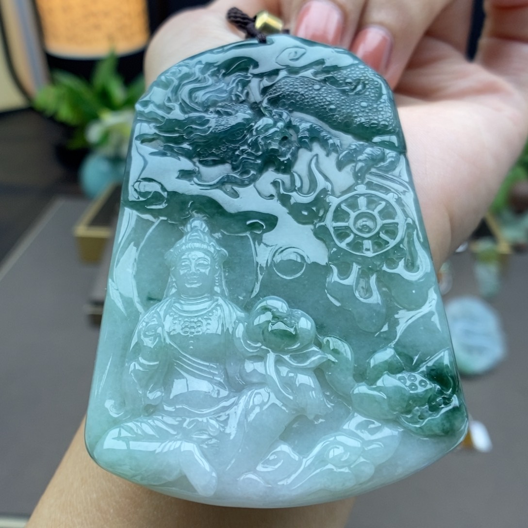 翡翠未镶嵌颈饰吊坠48