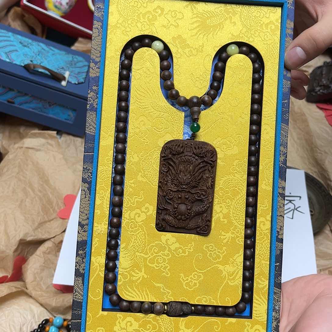 大叶紫檀（黑酸枝木类）