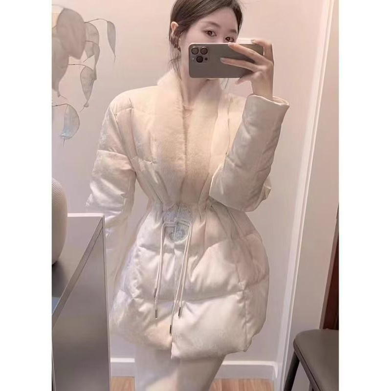 中式刺绣国风收腰羽绒服仿水貂2024冬季新款盘扣保暖外套