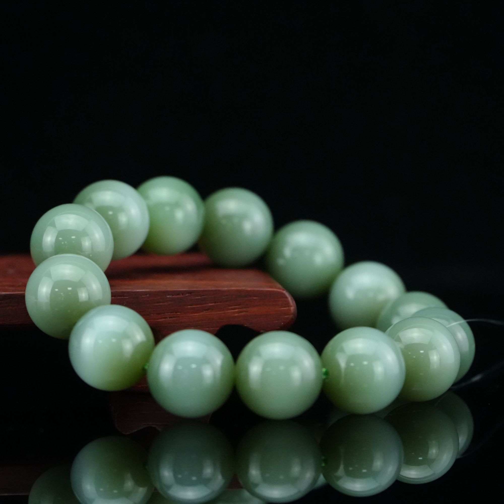 陆飞飞作/和田玉 碧玉手串 /朵云轩 LFSW2004YF