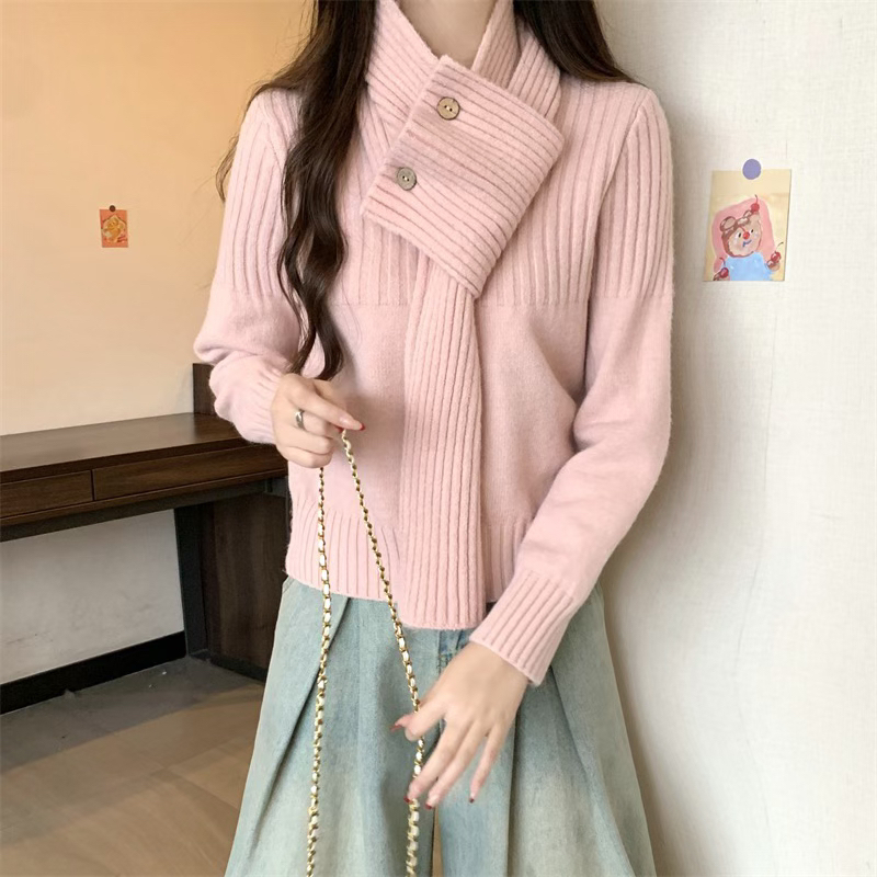 大美小美 秋冬新款韩系慵懒风带围巾圆领针织毛衣上衣