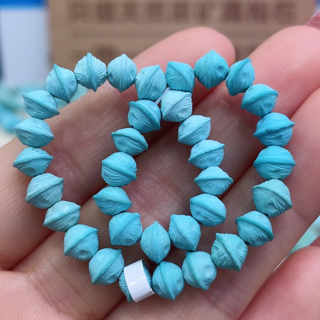 未镶嵌绿松石珠宝奇石