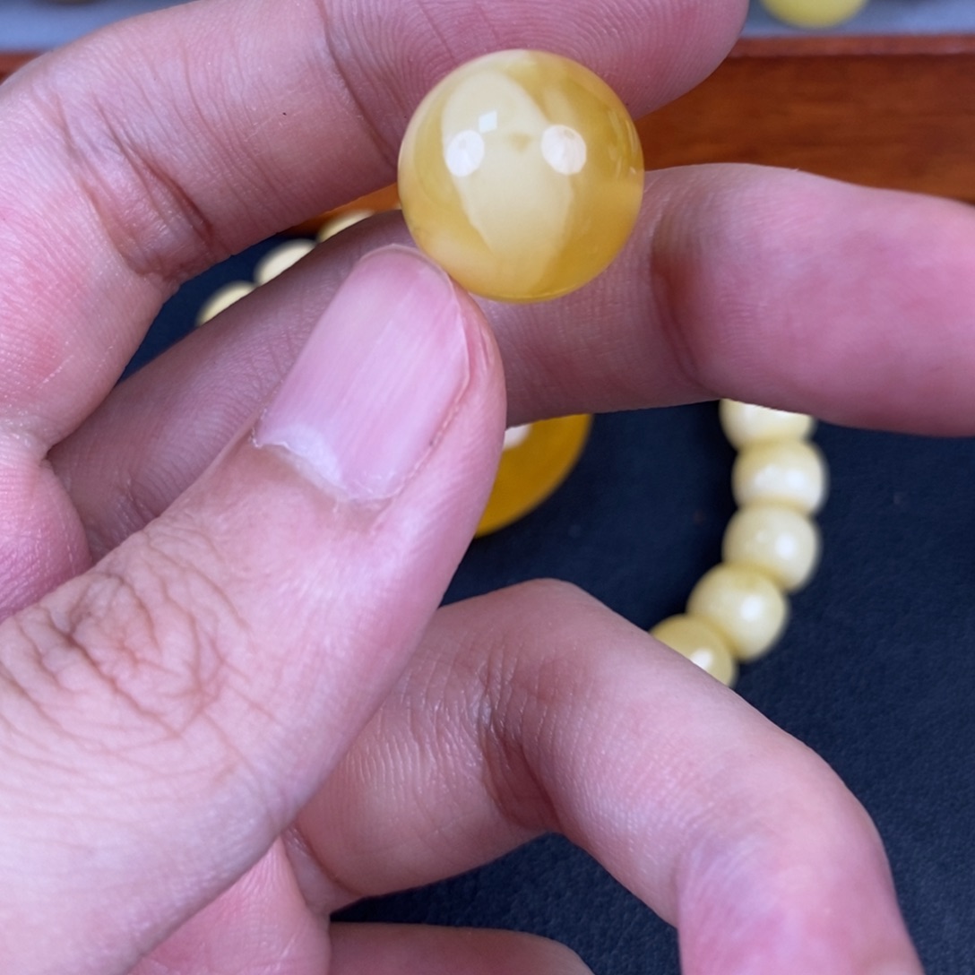 琥珀未镶嵌裸石微瑕41