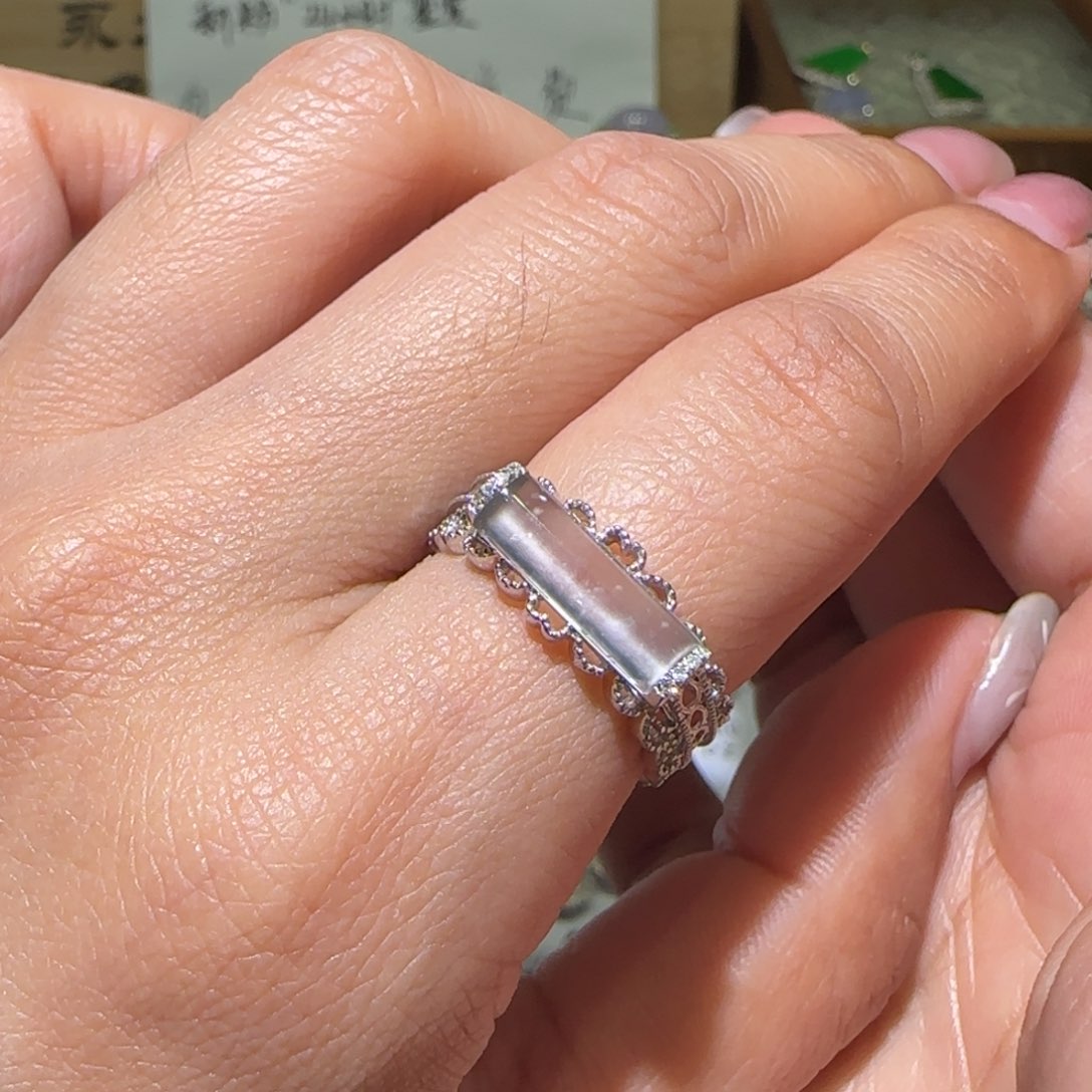 【闪购商品】翡翠戒指18K金镶嵌缅甸