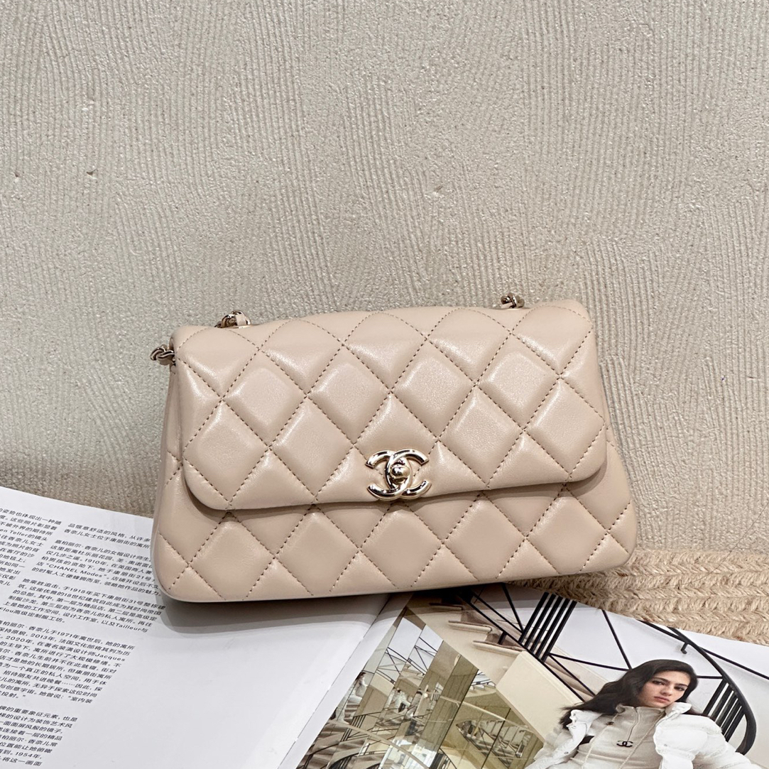 99新 Chanel/香奈儿 25S 米色金扣羊皮链条口盖包