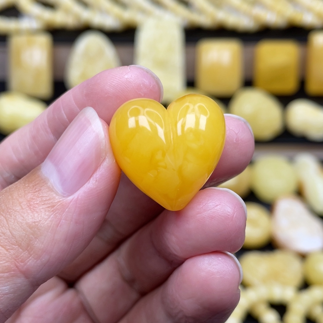 琥珀未镶嵌裸石琥珀蜜蜡