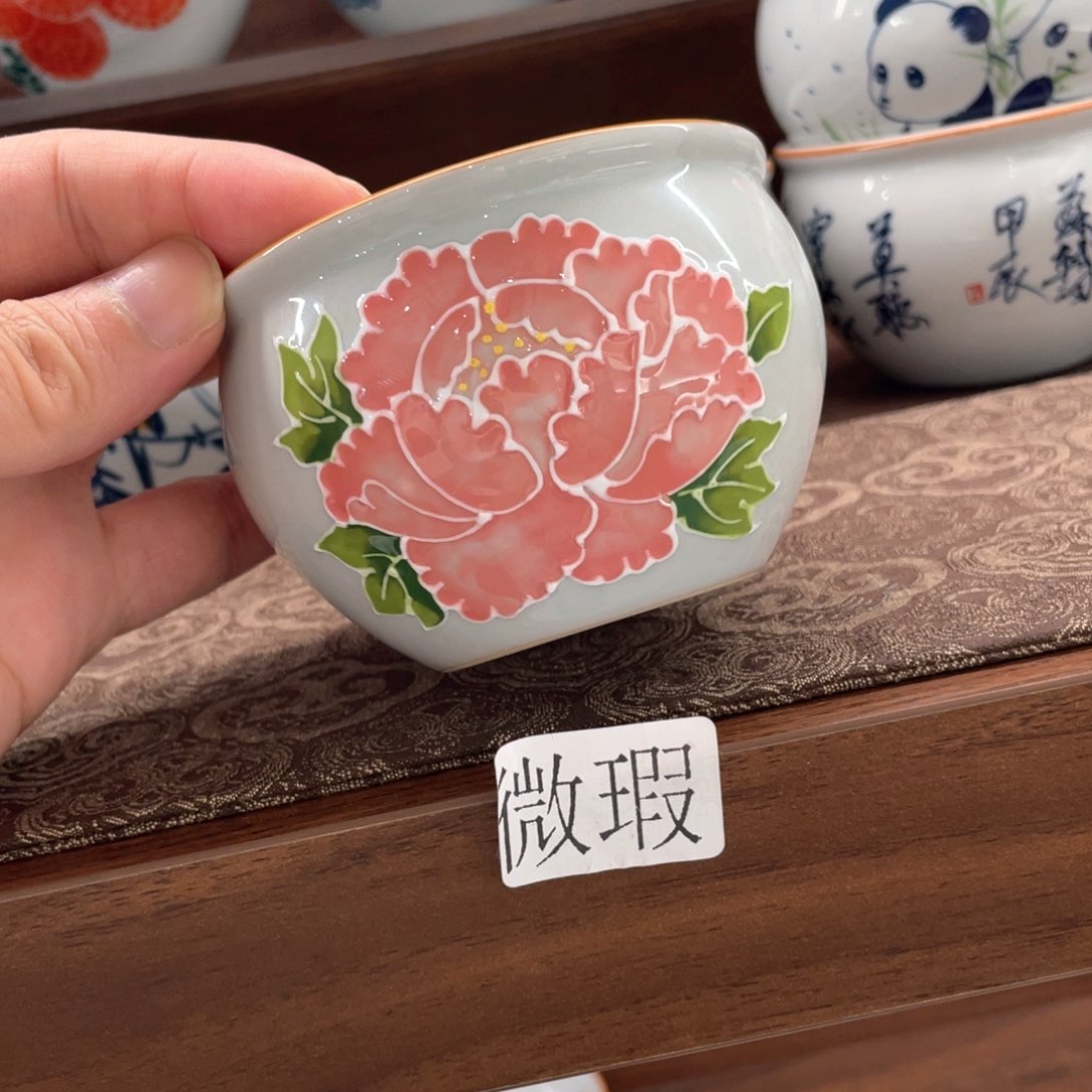 釉下手绘茶具微瑕