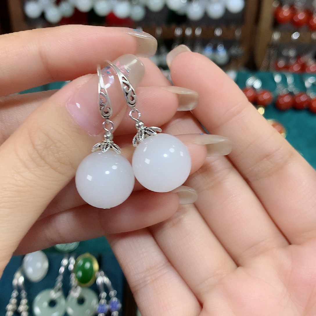 石英质玉（金丝玉）耳饰银S925镶嵌卡14左右