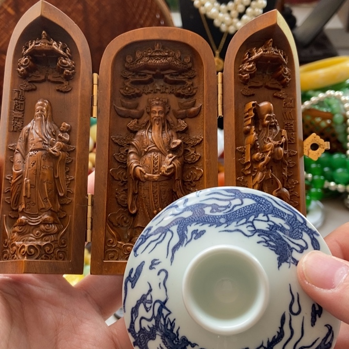 瓷片哈哈哈哈哈哈哈哈哈哈哈哈哈