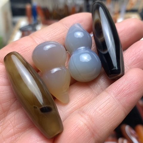 玛瑙/玉髓合金颈饰ᴴ**?