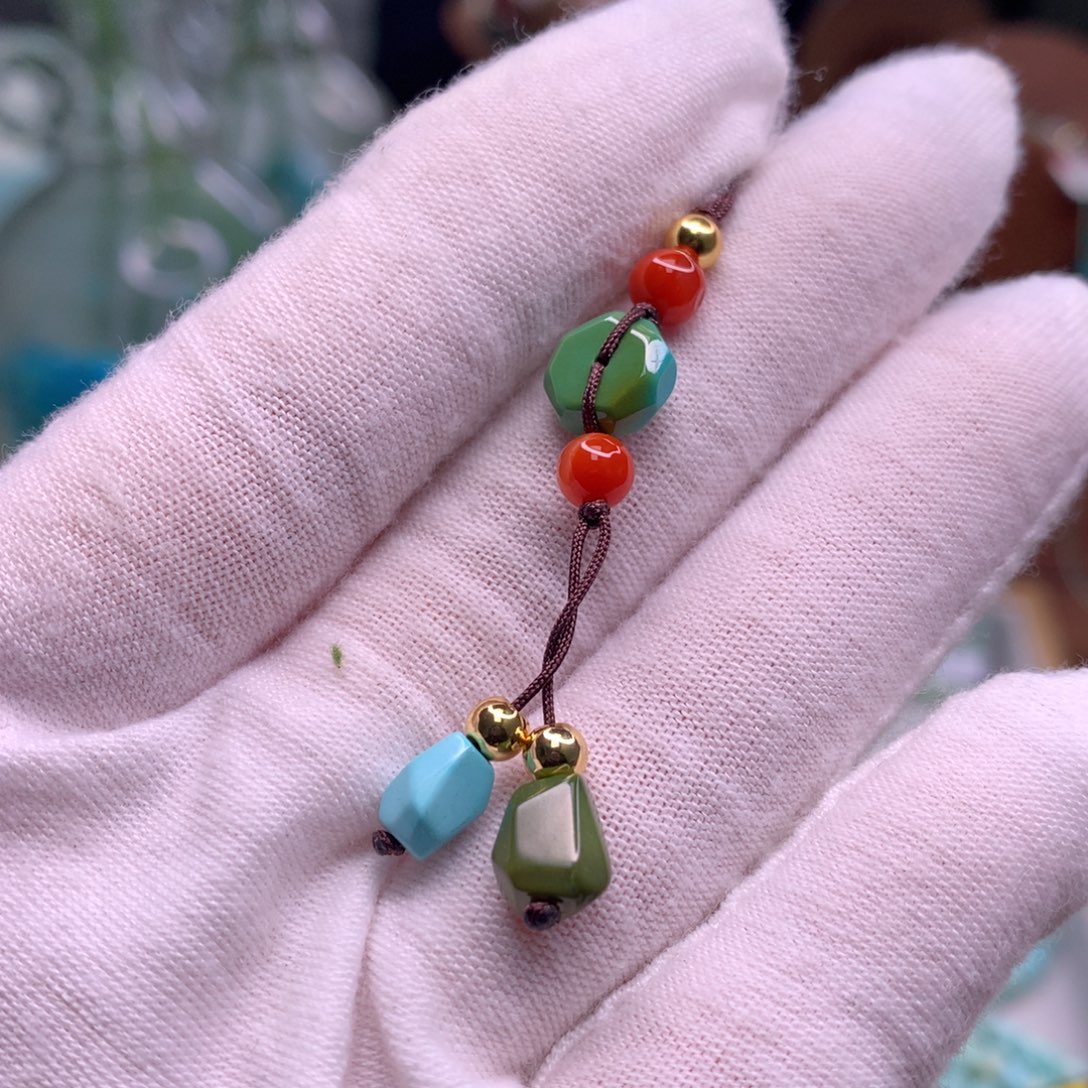 绿松石未镶嵌配饰