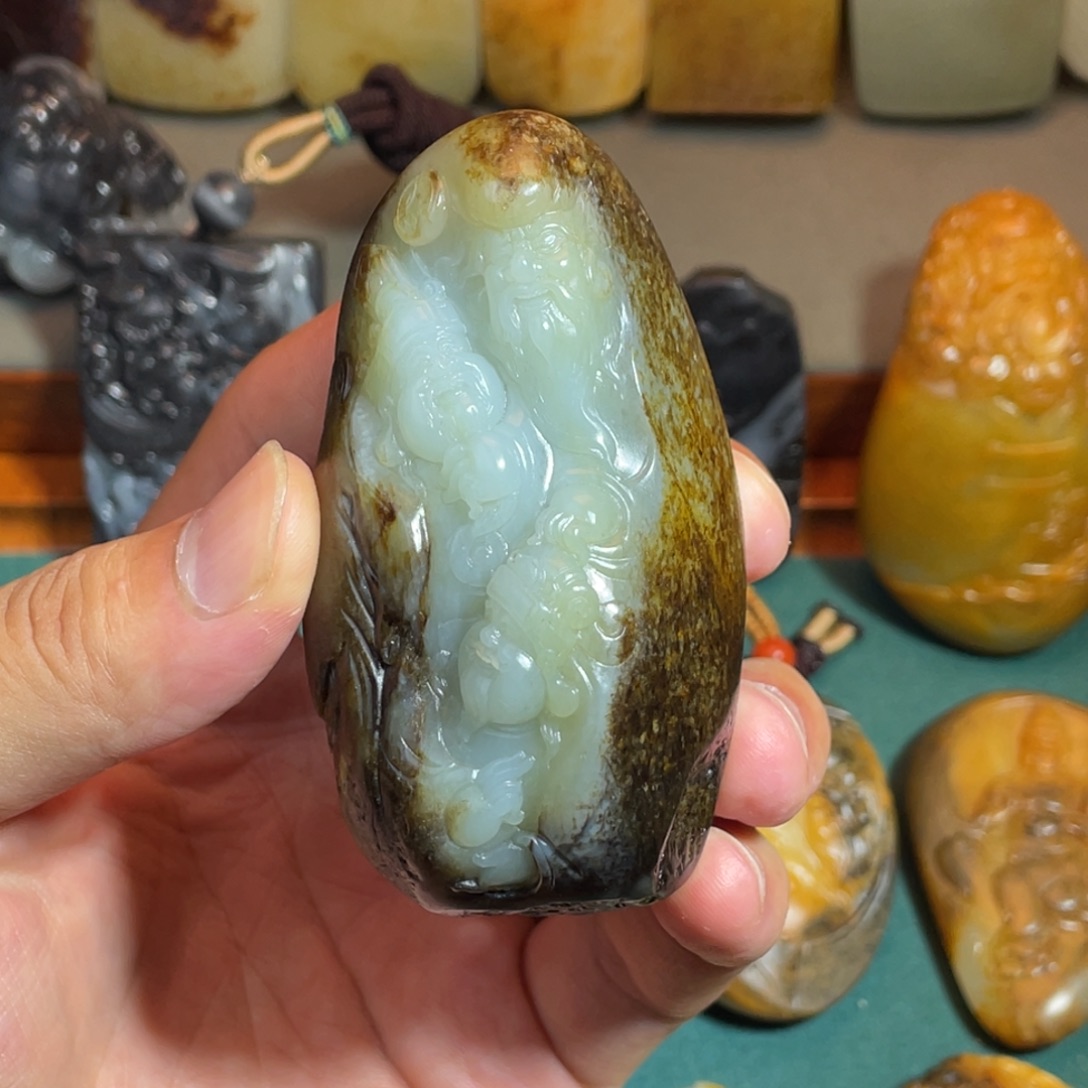 颈饰未镶嵌和田玉