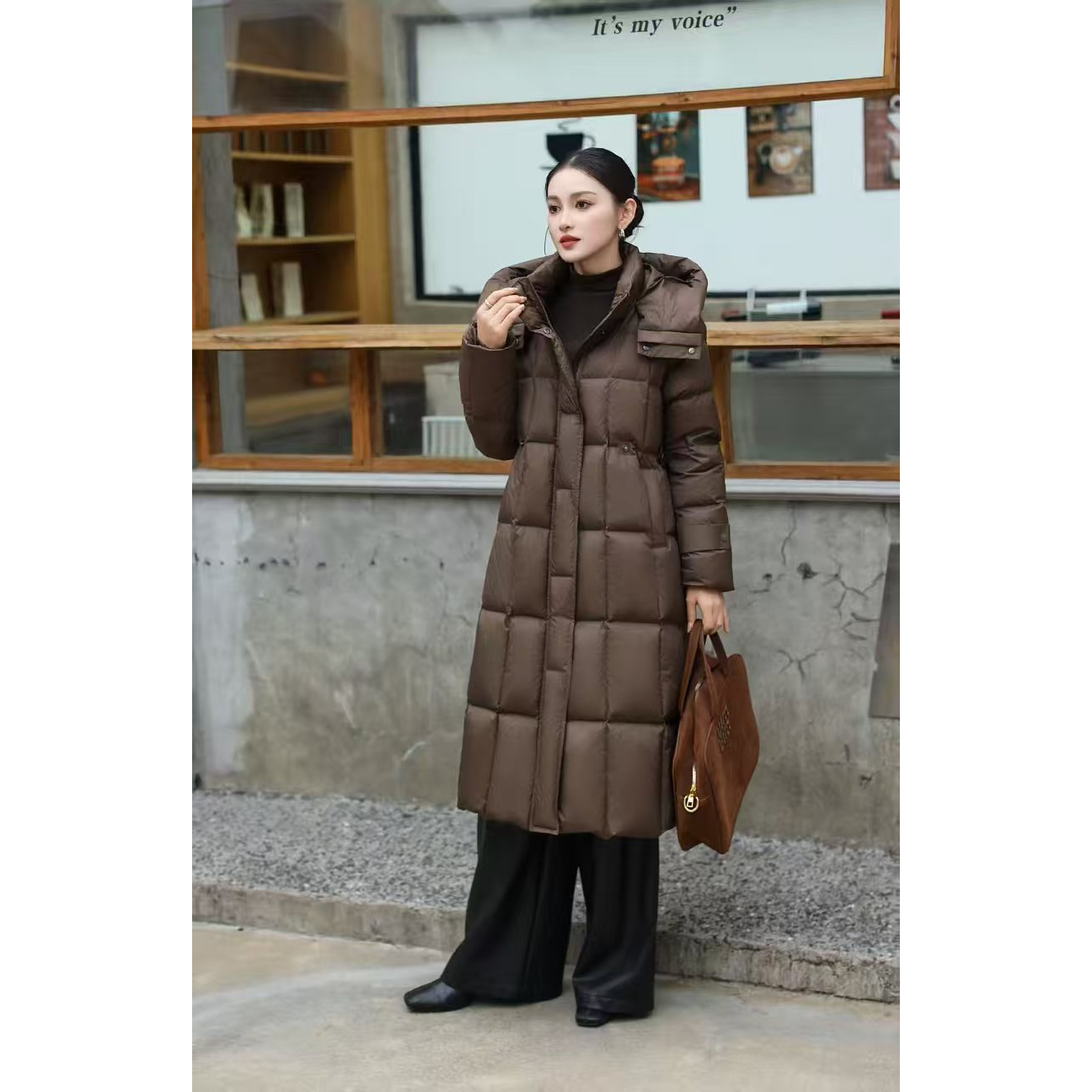 【在逃公主】2025年新款加厚女连帽长款休闲修身长款羽绒服04