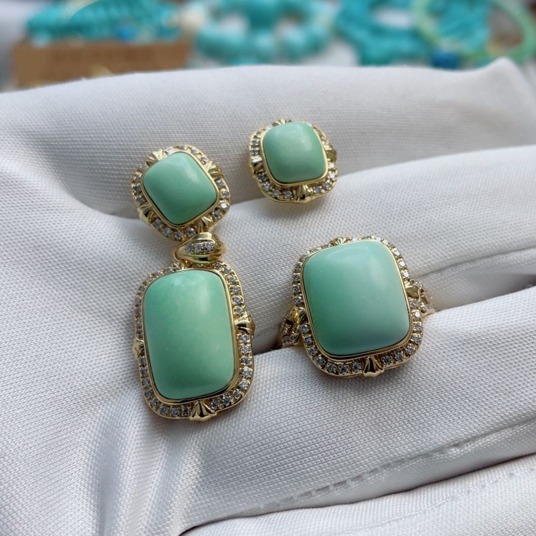 绿松石珠宝奇石18K金镶嵌