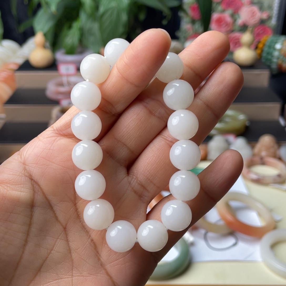 石英质玉未镶嵌手镯