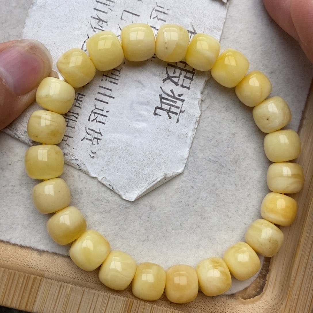 未镶嵌琥珀珠宝奇石19