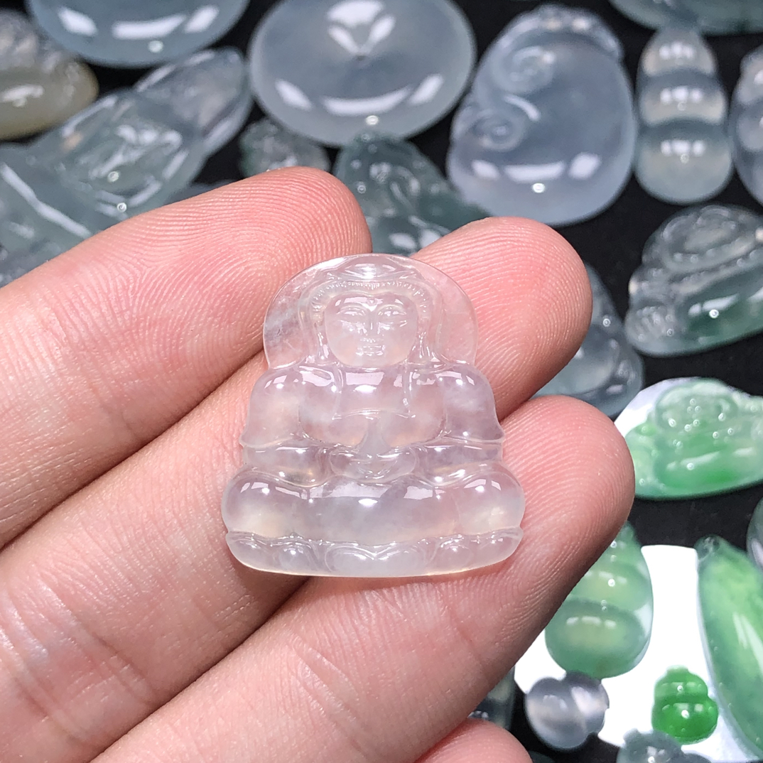 缅甸纯天然A货翡翠观音