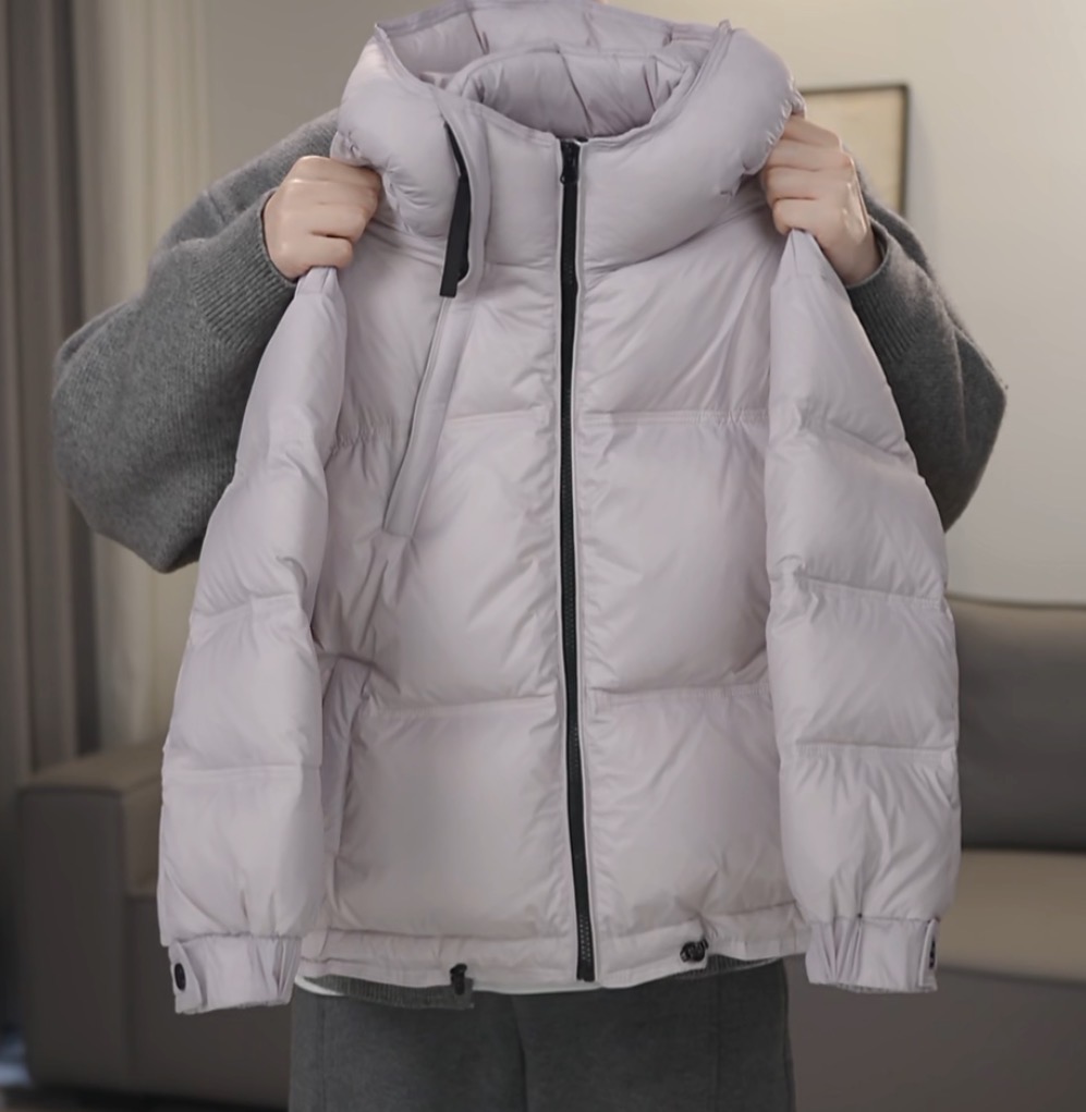 【椰奶童品】连帽立领羽绒服女童亮面休闲保暖宽松时尚面包服外套