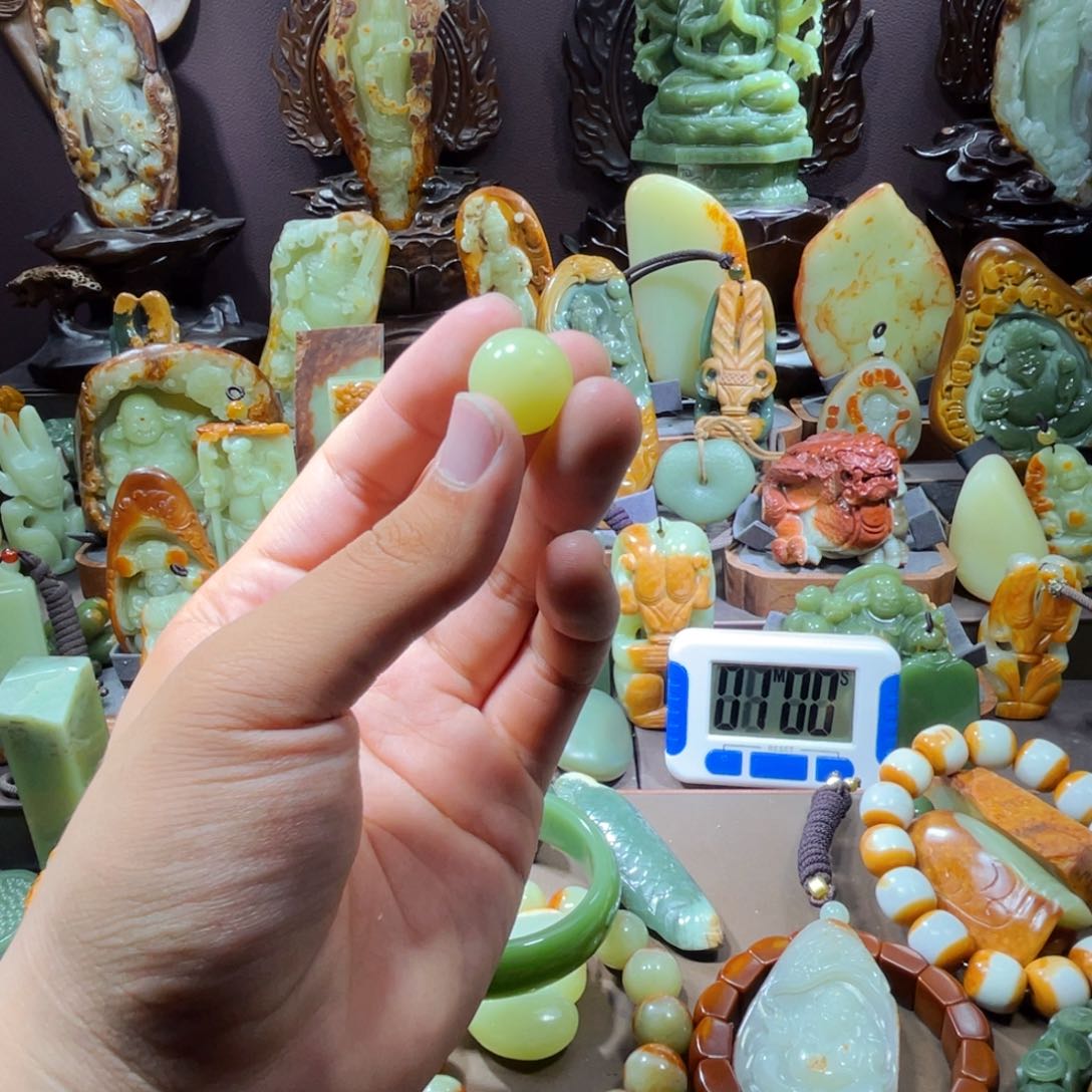 用***1透闪石质玉未镶嵌珠宝奇石