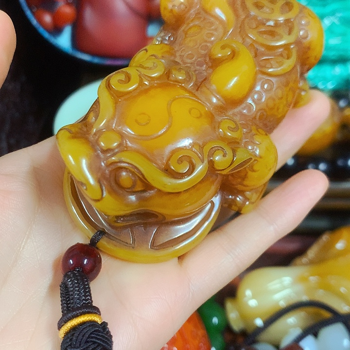 蜜蜡颈饰未镶嵌正能量的人都是有好脾气的人啊