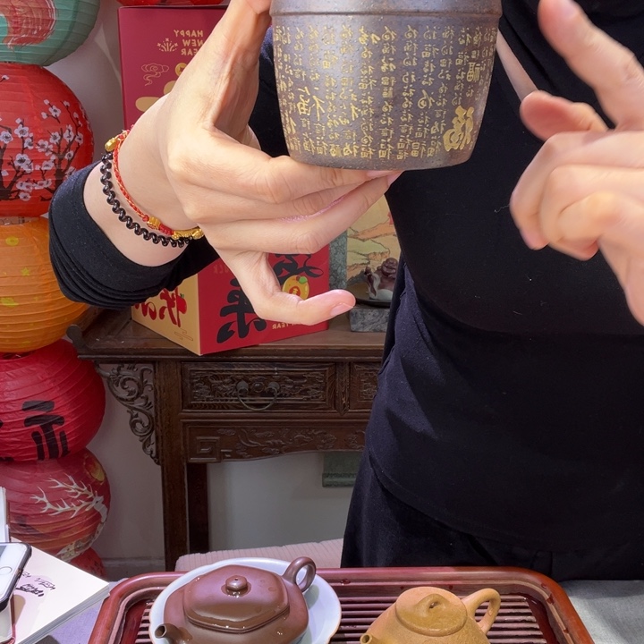 紫砂茶壶嗯哼我的天